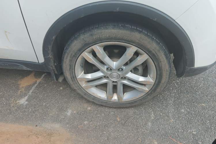 Used CHANGAN CS35 2017 1.6L Manual Luxury Model Right Front Wheel Hub