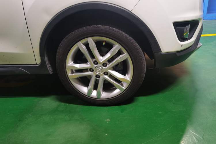 Used CHANGAN CS35 2017 1.6L Automatic Luxury Model Right Front Wheel Hub