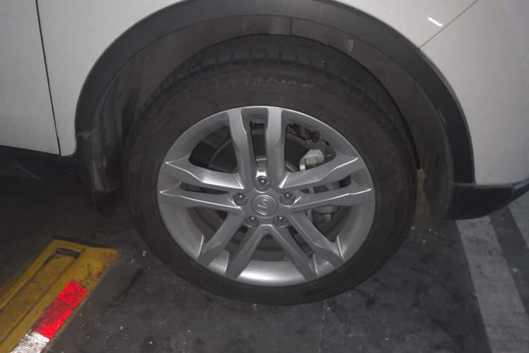 Used CHANGAN CS35 2017 1.6L Automatic Luxury Model Right Front Wheel Hub