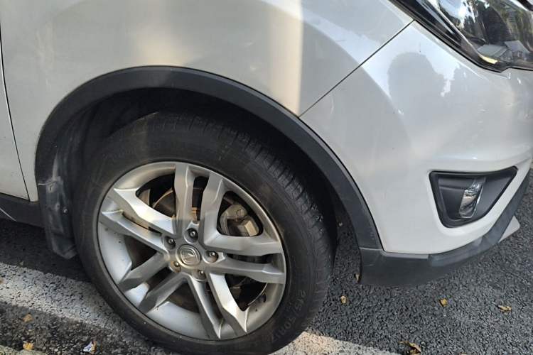 Used CHANGAN CS35 2017 1.6L Manual Luxury Model Right Front Wheel Hub