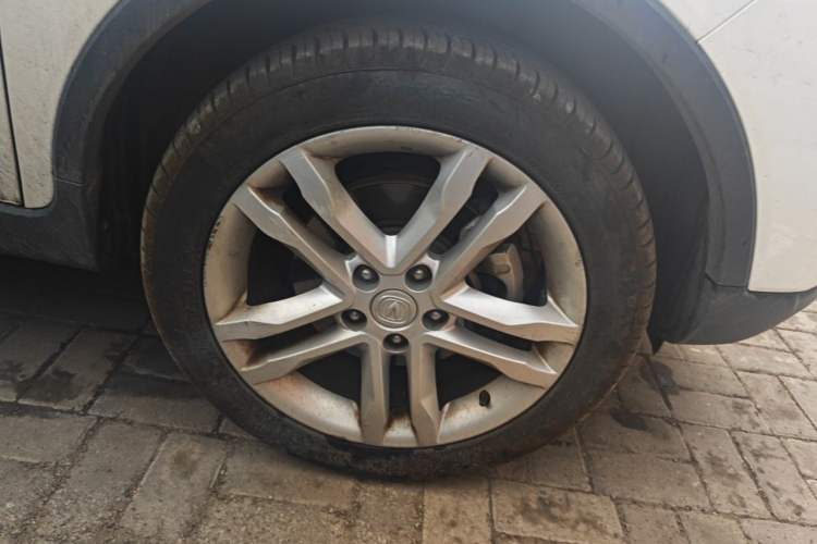 Used CHANGAN CS35 2017 1.6L Automatic Luxury Model Right Front Wheel Hub