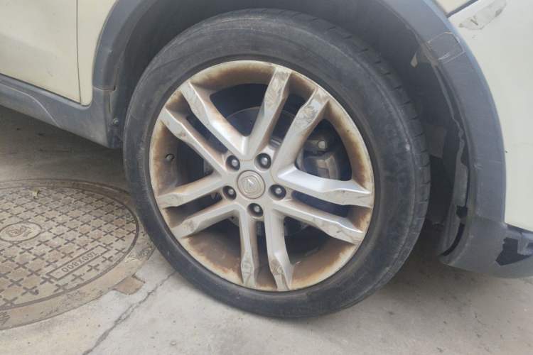 Used CHANGAN CS35 2017 1.6L Automatic Luxury Model Right Front Wheel Hub