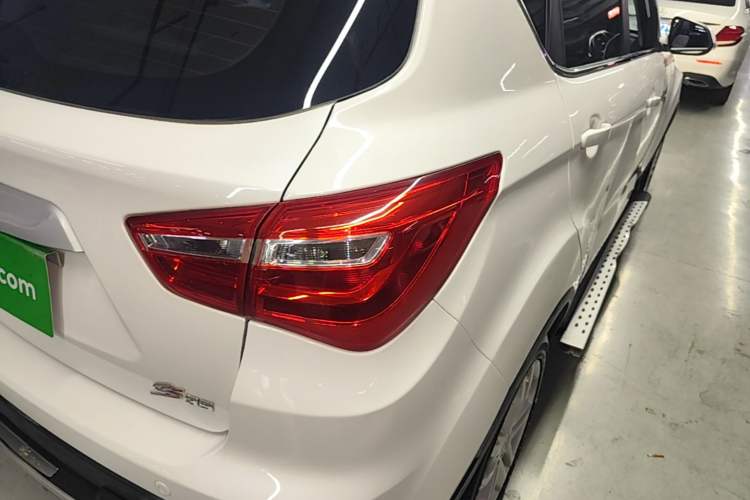 Used CHANGAN CS35 2017 1.6L Automatic Luxury Model Right Rear Taillight