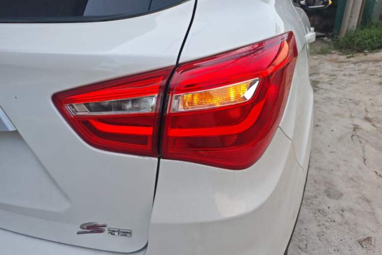 Used CHANGAN CS35 2017 1.6L Automatic Luxury Model Right Rear Taillight