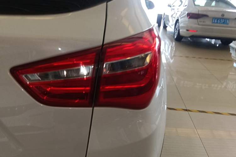 Used CHANGAN CS35 2017 1.6L Automatic Luxury Model Right Rear Taillight