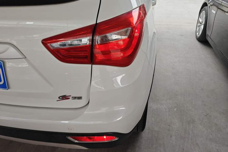 Used CHANGAN CS35 2017 1.6L Automatic Luxury Model Right Rear Taillight