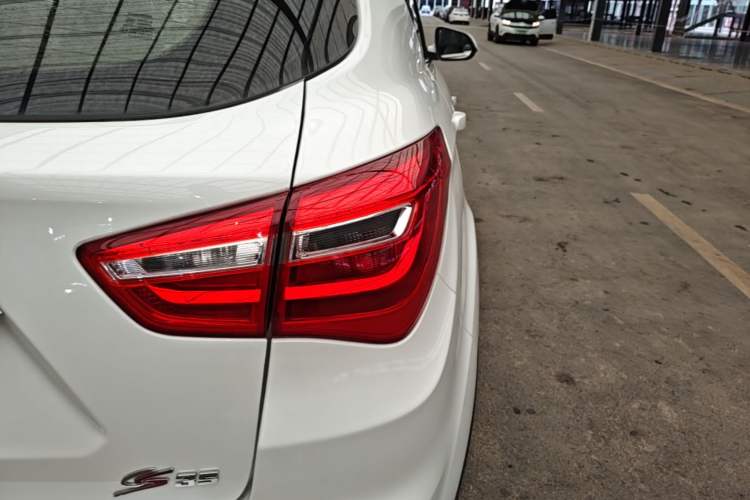 Used CHANGAN CS35 2017 1.6L Automatic Luxury Model Right Rear Taillight