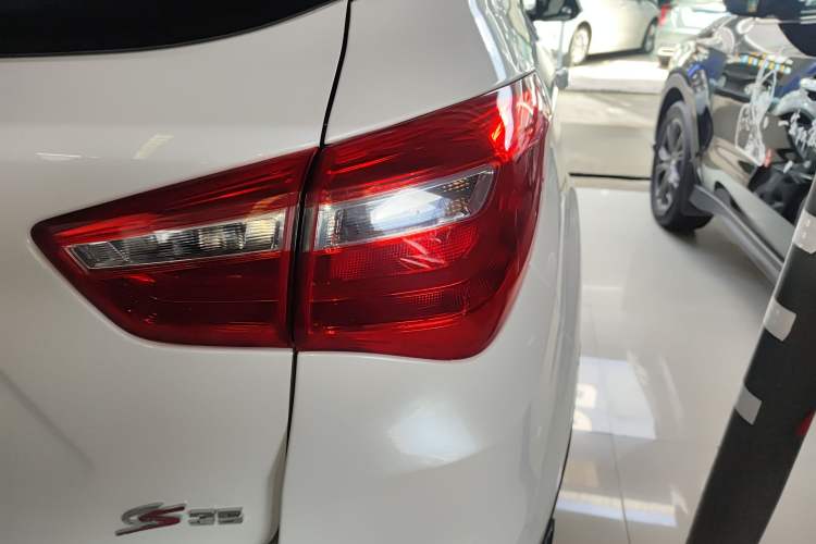 Used CHANGAN CS35 2017 1.6L Automatic Luxury Model Right Rear Taillight