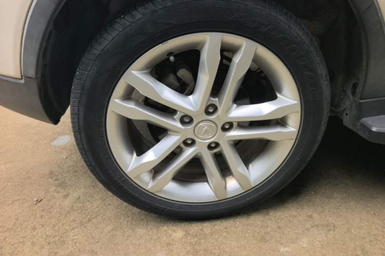 Used CHANGAN CS35 2017 1.6L Manual Luxury Model Right Rear Wheel Hub