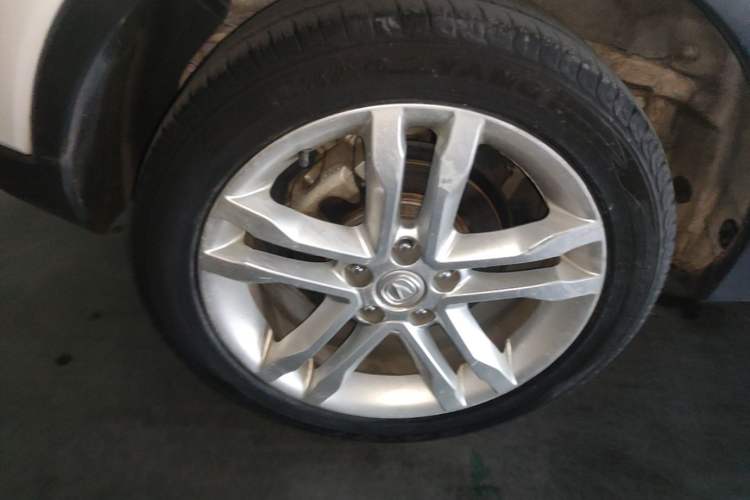 Used CHANGAN CS35 2017 1.6L Automatic Luxury Model Right Rear Wheel Hub