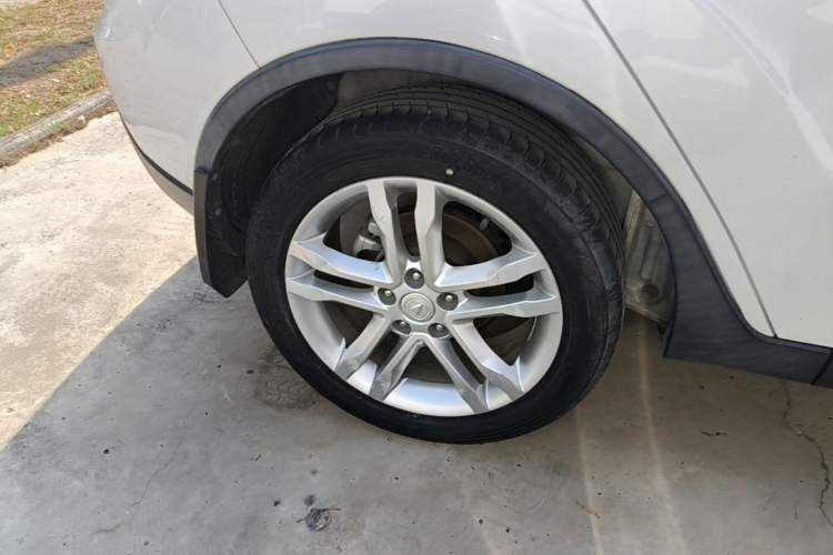 Used CHANGAN CS35 2017 1.6L Manual Luxury Model Right Rear Wheel Hub