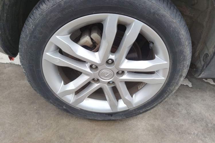 Used CHANGAN CS35 2017 1.6L Manual Luxury Model Right Rear Wheel Hub
