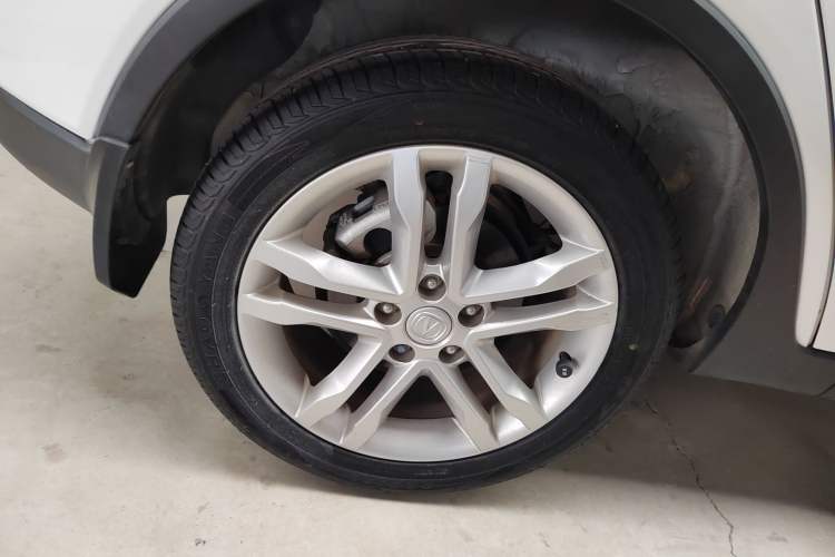 Used CHANGAN CS35 2017 1.6L Automatic Luxury Model Right Rear Wheel Hub
