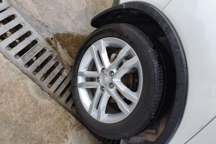Used CHANGAN CS35 2017 1.6L Automatic Luxury Model Right Rear Wheel Hub