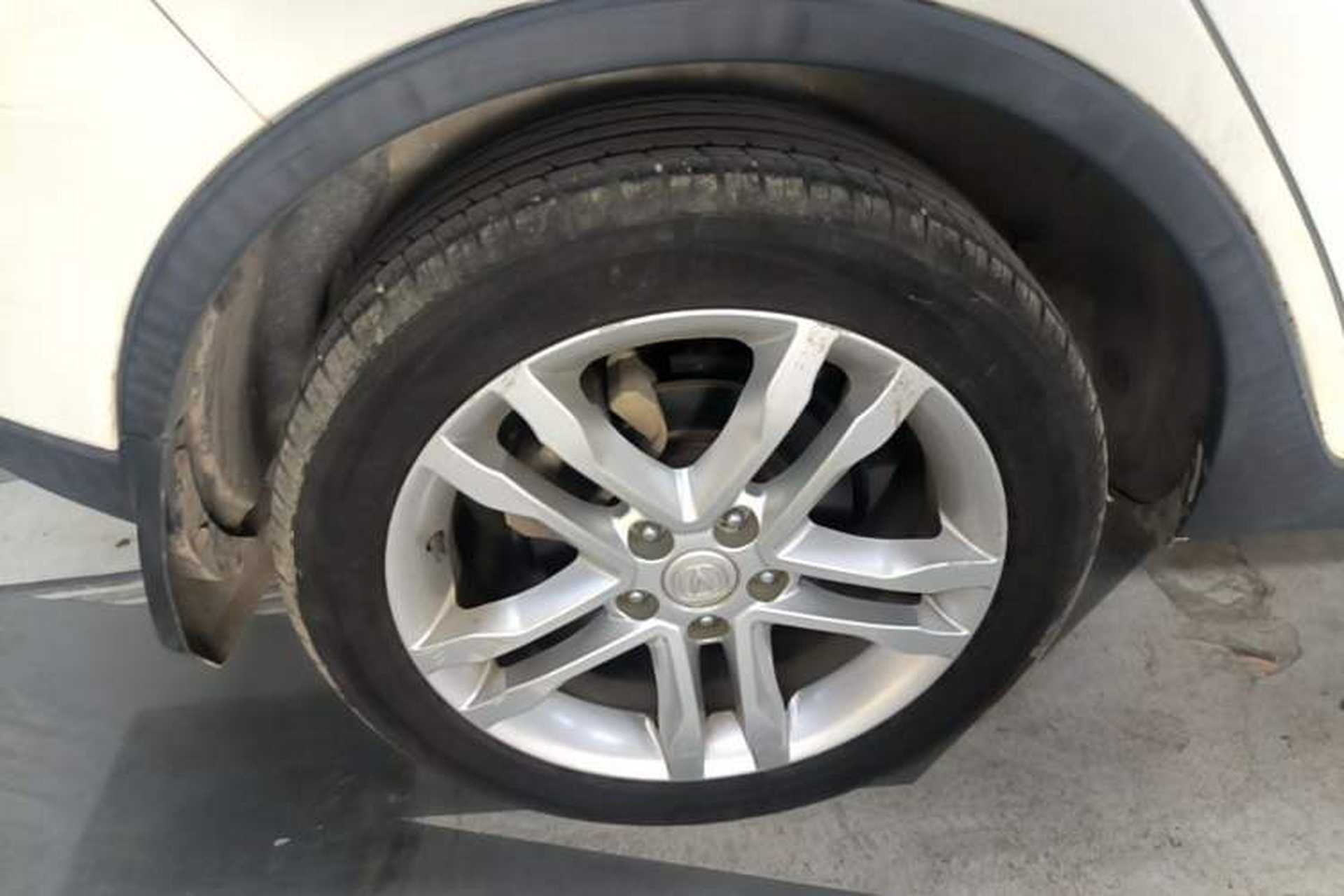 Used CHANGAN CS35 2017 1.6L Manual Luxury Model Right Rear Wheel Hub