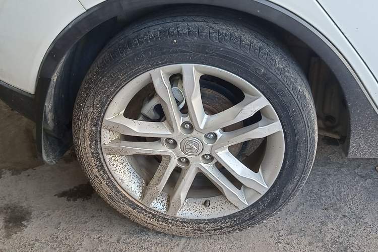 Used CHANGAN CS35 2017 1.6L Manual Luxury Model Right Rear Wheel Hub