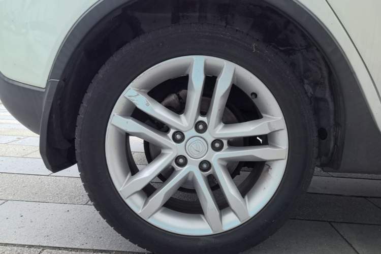 Used CHANGAN CS35 2017 1.6L Automatic Luxury Model Right Rear Wheel Hub