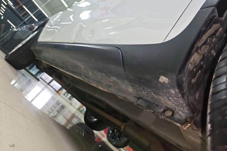 Used CHANGAN CS35 2017 1.6L Automatic Luxury Model Right Side Sill
