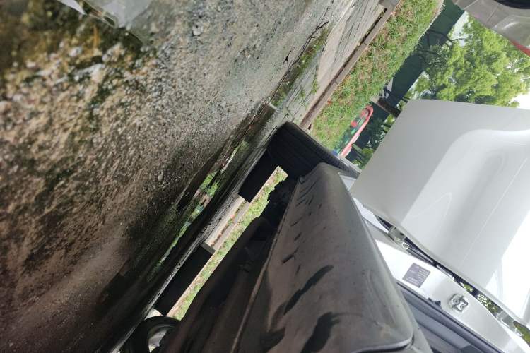 Used CHANGAN CS35 2017 1.6L Automatic Luxury Model Right Side Sill