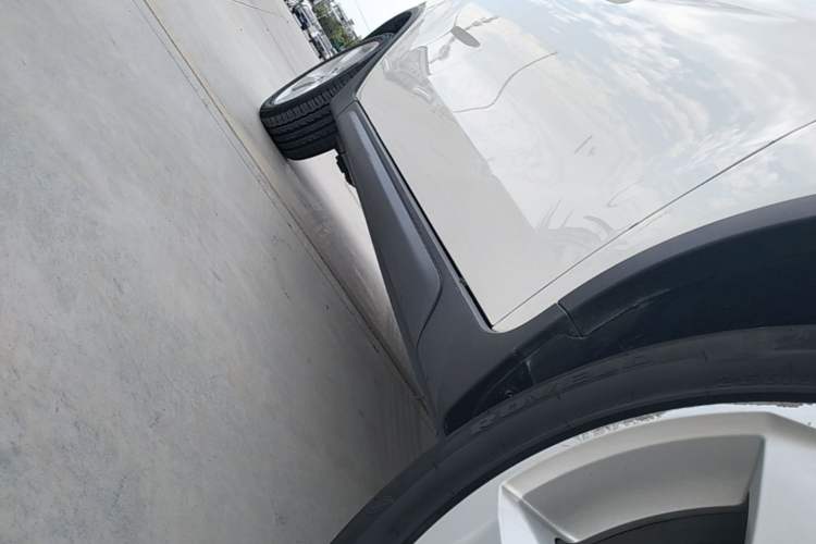 Used CHANGAN CS35 2017 1.6L Automatic Prestige Model Right Side Sill