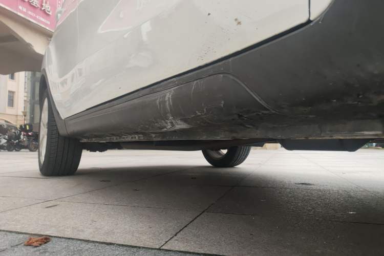 Used CHANGAN CS35 2017 1.6L Automatic Luxury Model Right Side Sill