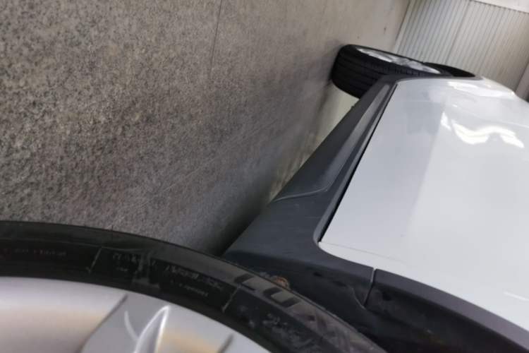 Used CHANGAN CS35 2017 1.6L Automatic Luxury Model Right Side Sill