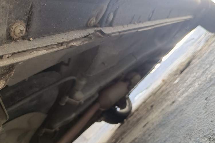 Used CHANGAN CS35 2017 1.6L Manual Luxury Model Right Side Sill