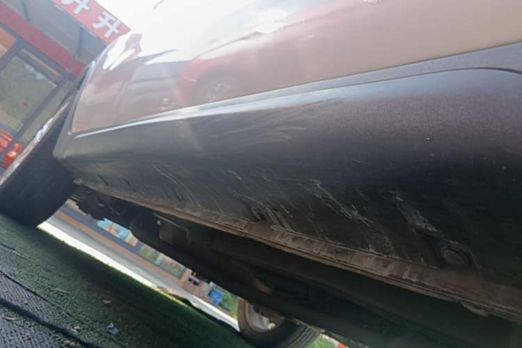 Used CHANGAN CS35 2017 1.6L Manual Luxury Model Right Side Sill