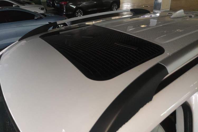 Used CHANGAN CS35 2017 1.6L Automatic Luxury Model Roof