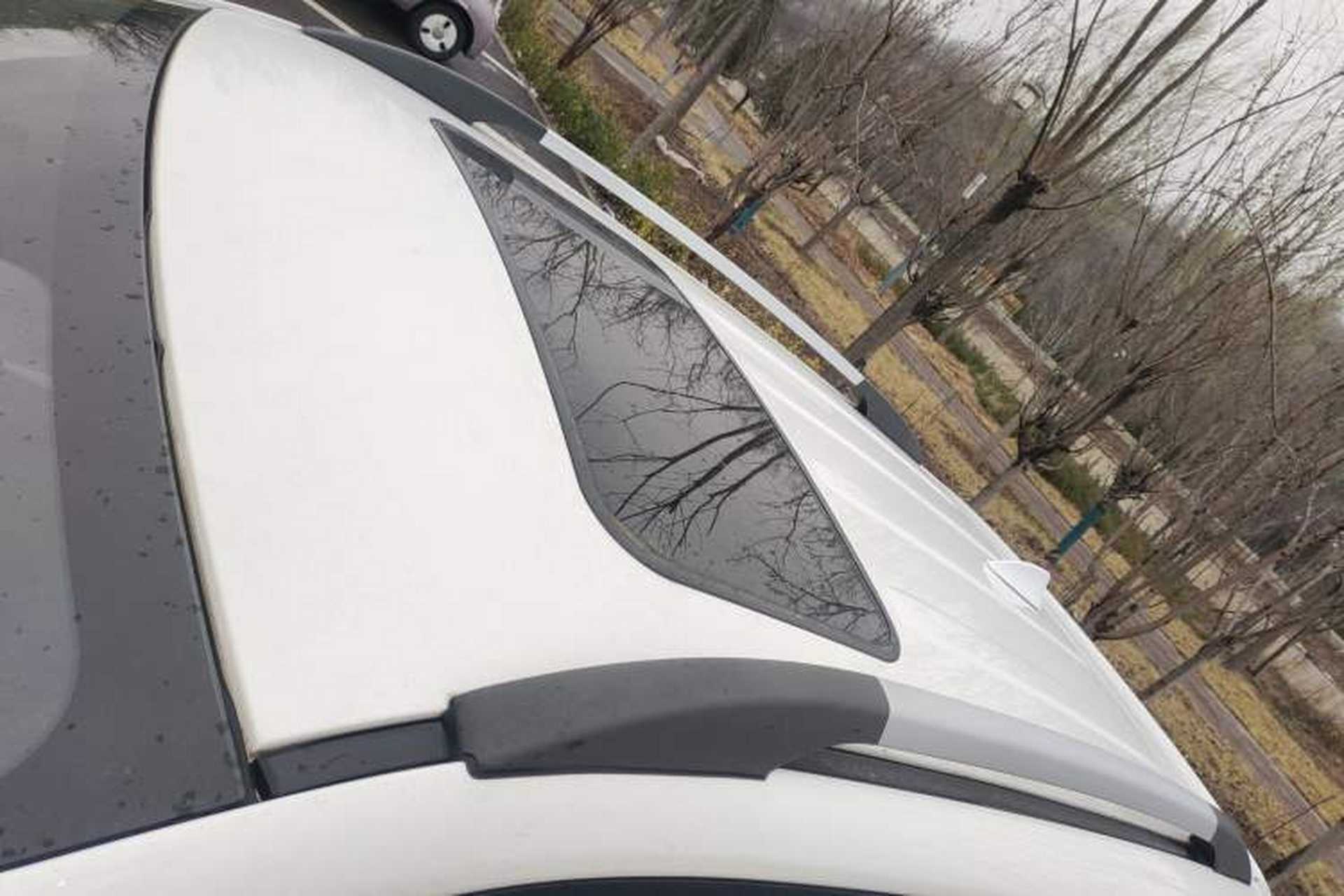 Used CHANGAN CS35 2017 1.6L Manual Luxury Model Roof