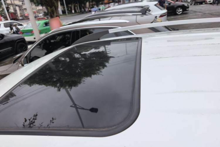 Used CHANGAN CS35 2017 1.6L Automatic Luxury Model Roof