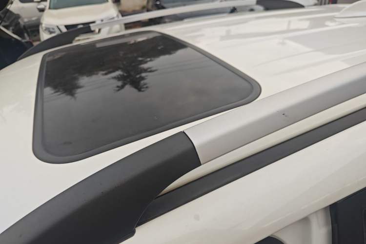 Used CHANGAN CS35 2017 1.6L Automatic Luxury Model Roof