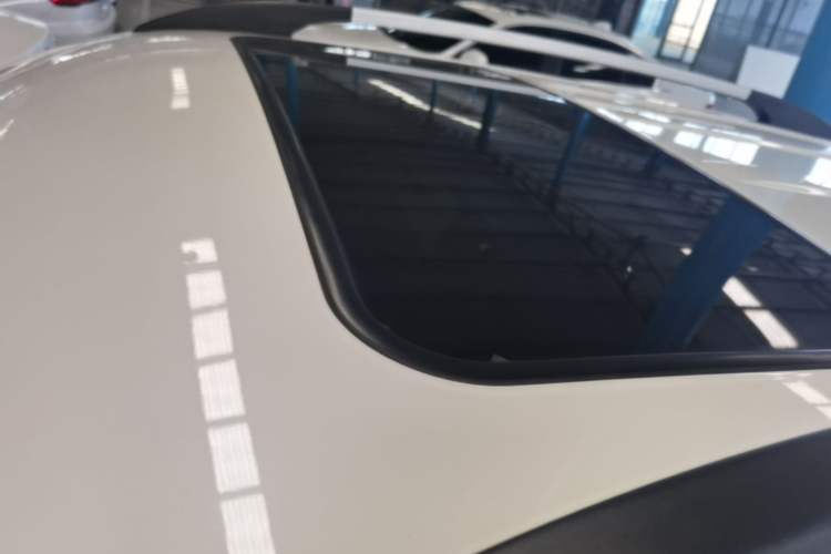 Used CHANGAN CS35 2017 1.6L Automatic Luxury Model Roof