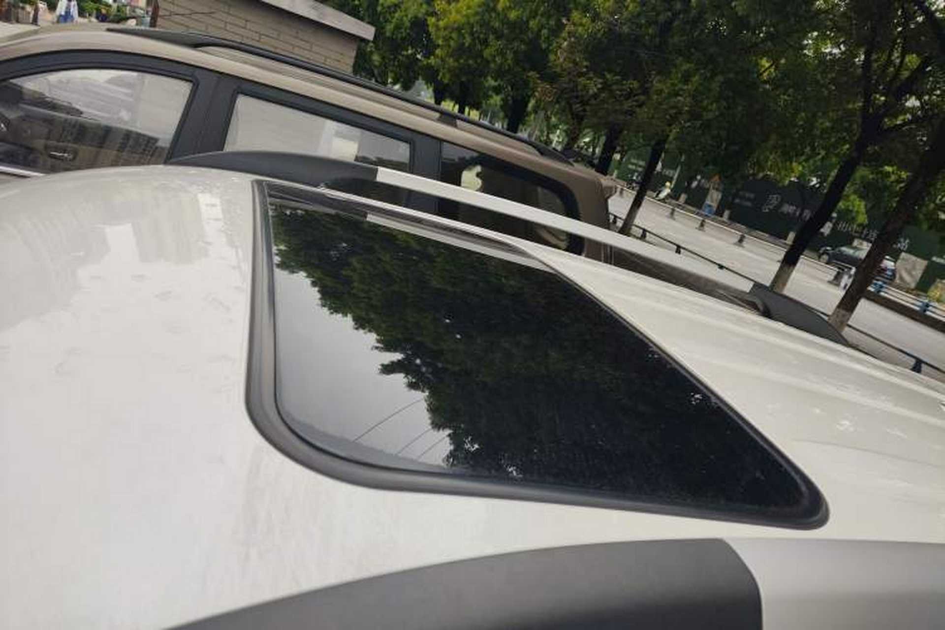Used CHANGAN CS35 2017 1.6L Automatic Luxury Model Roof