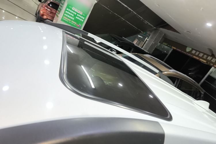 Used CHANGAN CS35 2017 1.6L Manual Luxury Model Roof