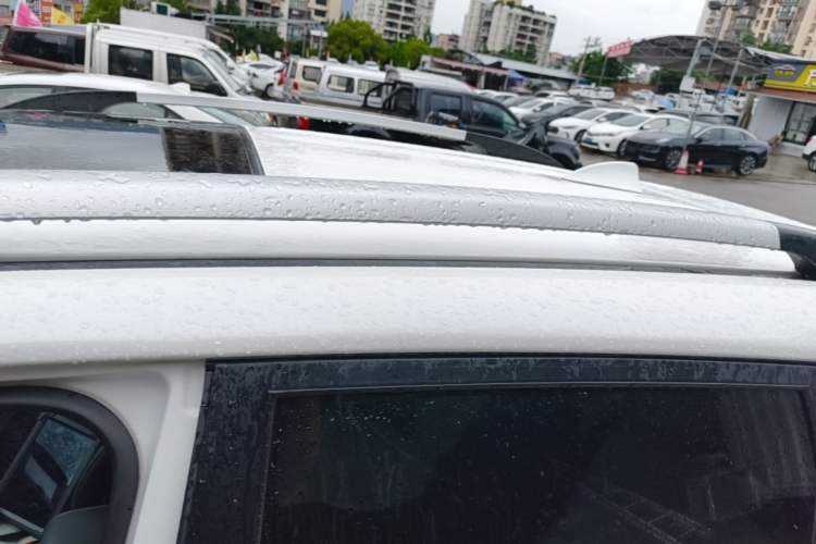 Used CHANGAN CS35 2017 1.6L Automatic Luxury Model Roof