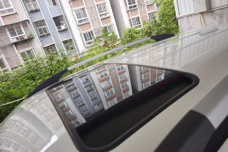 Used CHANGAN CS35 2017 1.6L Manual Luxury Model Roof