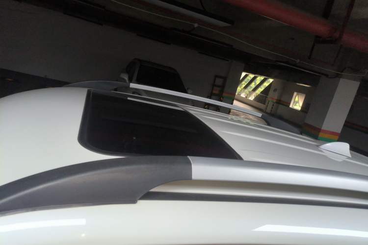 Used CHANGAN CS35 2017 1.6L Manual Luxury Model Roof