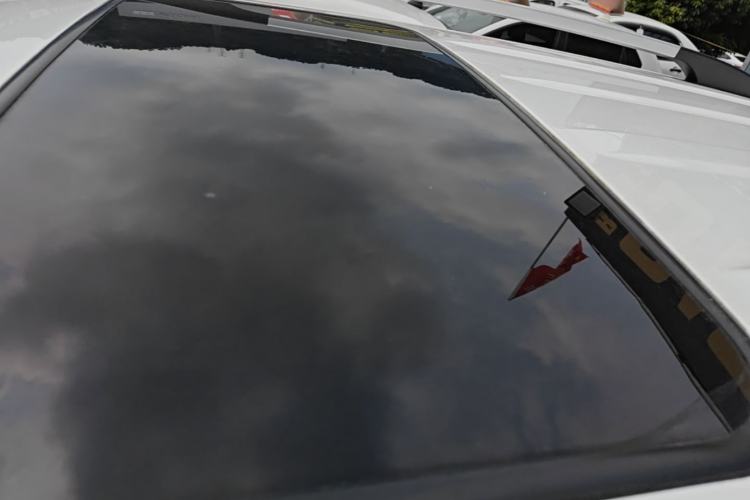 Used CHANGAN CS35 2017 1.6L Manual Luxury Model Roof