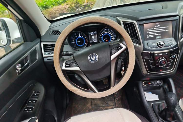 Used CHANGAN CS35 2017 1.6L Manual Luxury Model Steering Wheel