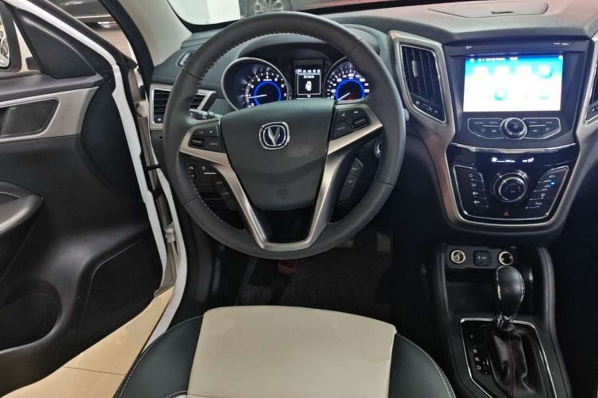 Used CHANGAN CS35 2017 1.6L Automatic Prestige Model Steering Wheel