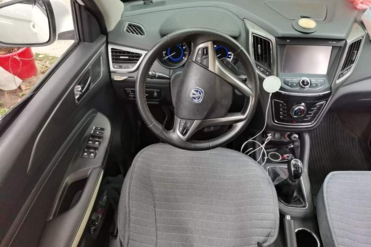 Used CHANGAN CS35 2017 1.6L Manual Luxury Model Steering Wheel