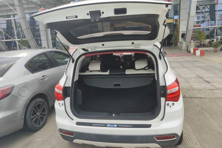 Used CHANGAN CS35 2017 1.6L Automatic Luxury Model Trunk