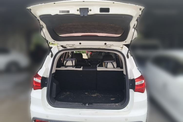 Used CHANGAN CS35 2017 1.6L Manual Luxury Model Trunk