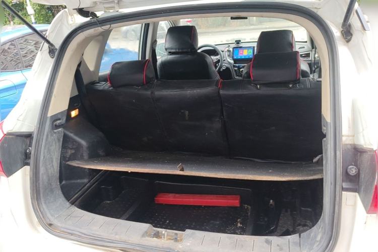 Used CHANGAN CS35 2017 1.6L Manual Luxury Model Trunk