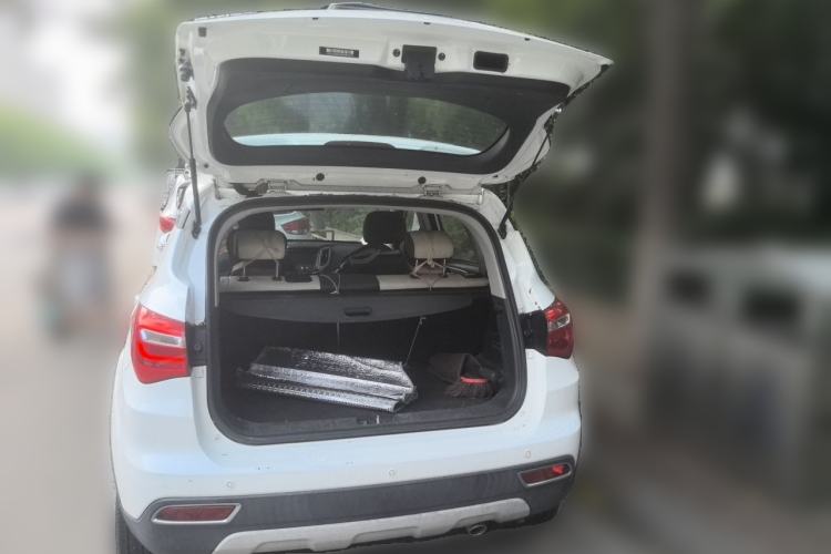Used CHANGAN CS35 2017 1.6L Manual Luxury Model Trunk