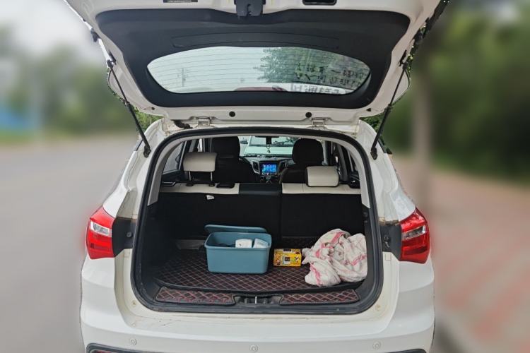 Used CHANGAN CS35 2017 1.6L Manual Luxury Model Trunk