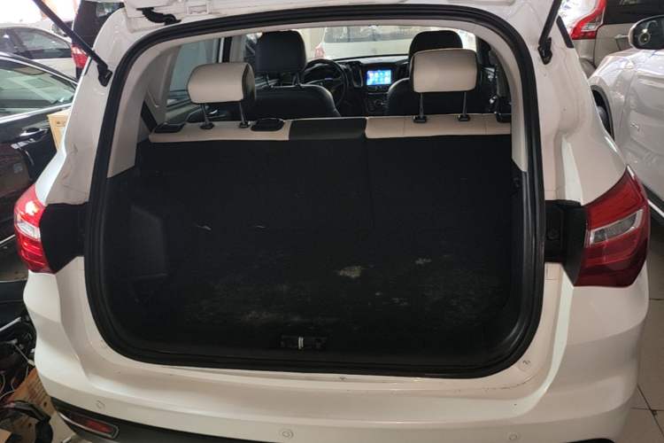 Used CHANGAN CS35 2017 1.6L Automatic Luxury Model Trunk
