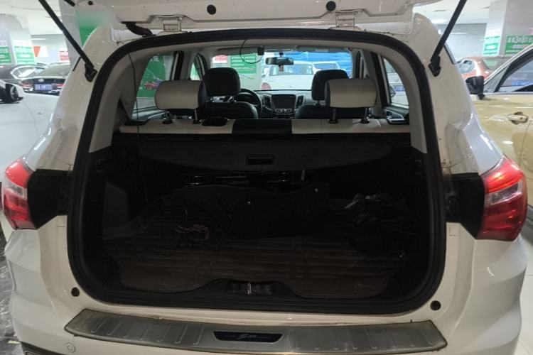 Used CHANGAN CS35 2017 1.6L Manual Luxury Model Trunk