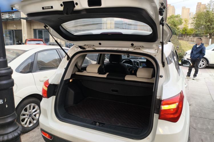 Used CHANGAN CS35 2017 1.6L Automatic Luxury Model Trunk